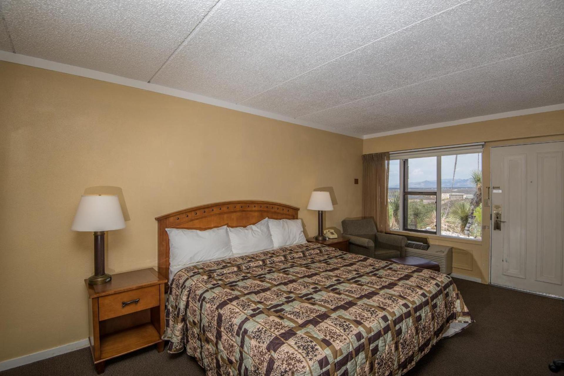 Tombstone Lookout Lodge, SureStay Collection by Best Western photo 19