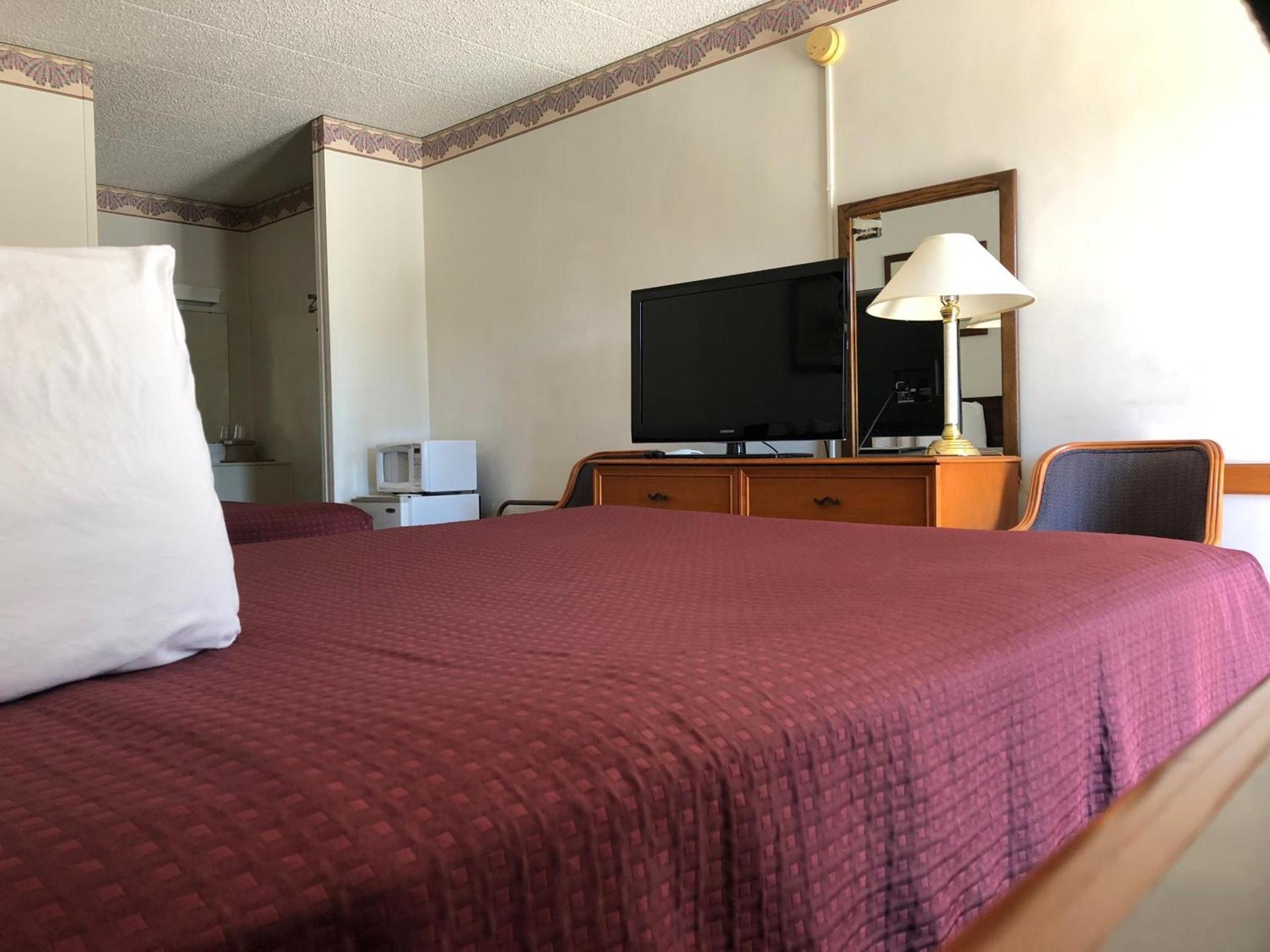 Kewanee Motor Lodge photo 4