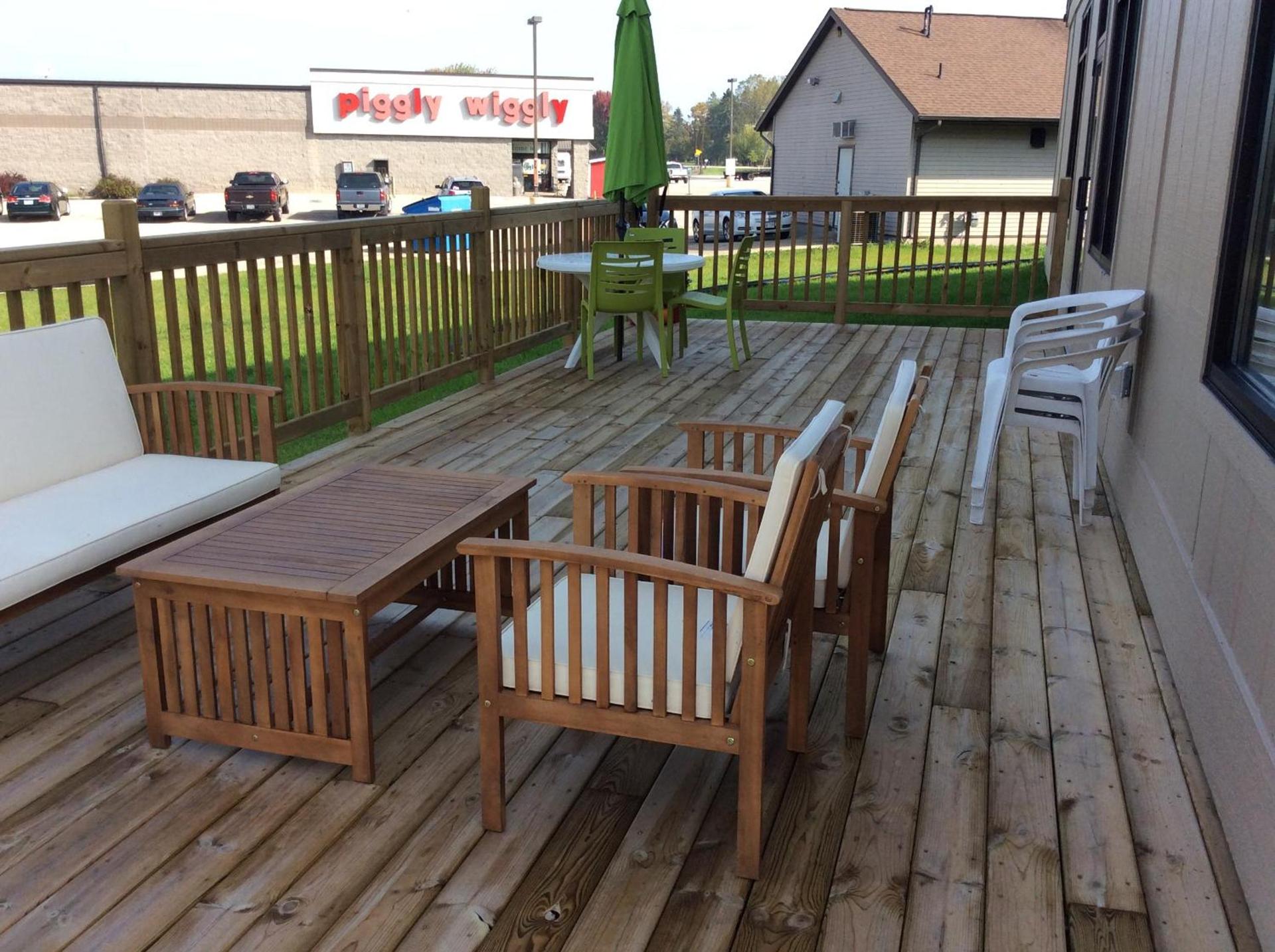 Scenic Shore Inn photo 18