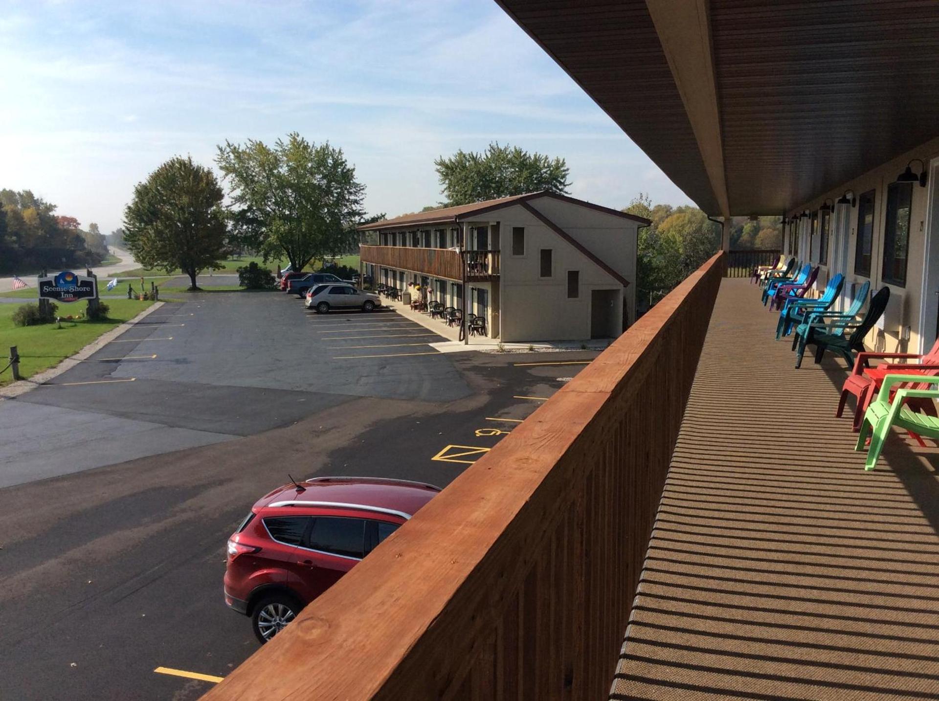 Scenic Shore Inn photo 21