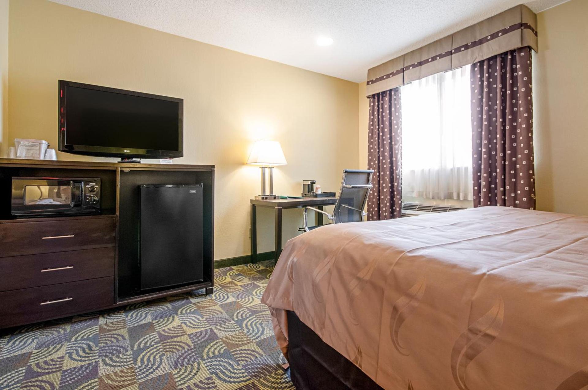 Quality Inn & Suites Glenmont - Albany South photo 36