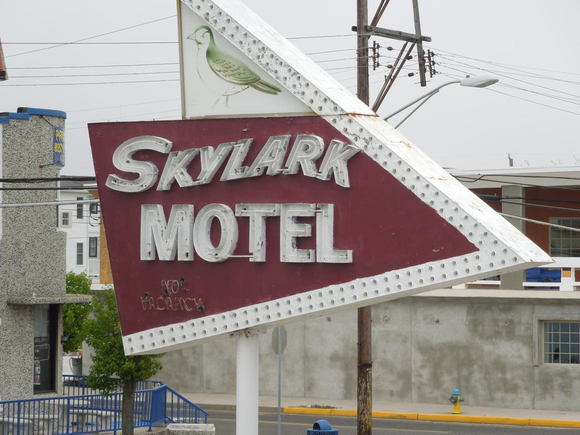 Skylark Resort Motel photo 9
