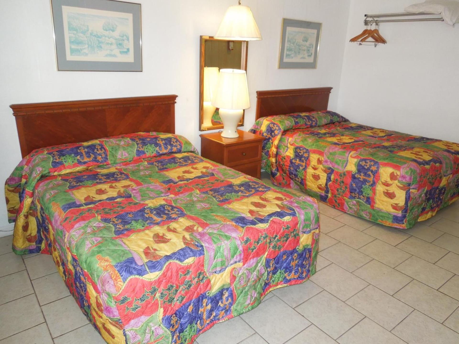 Skylark Resort Motel photo 11