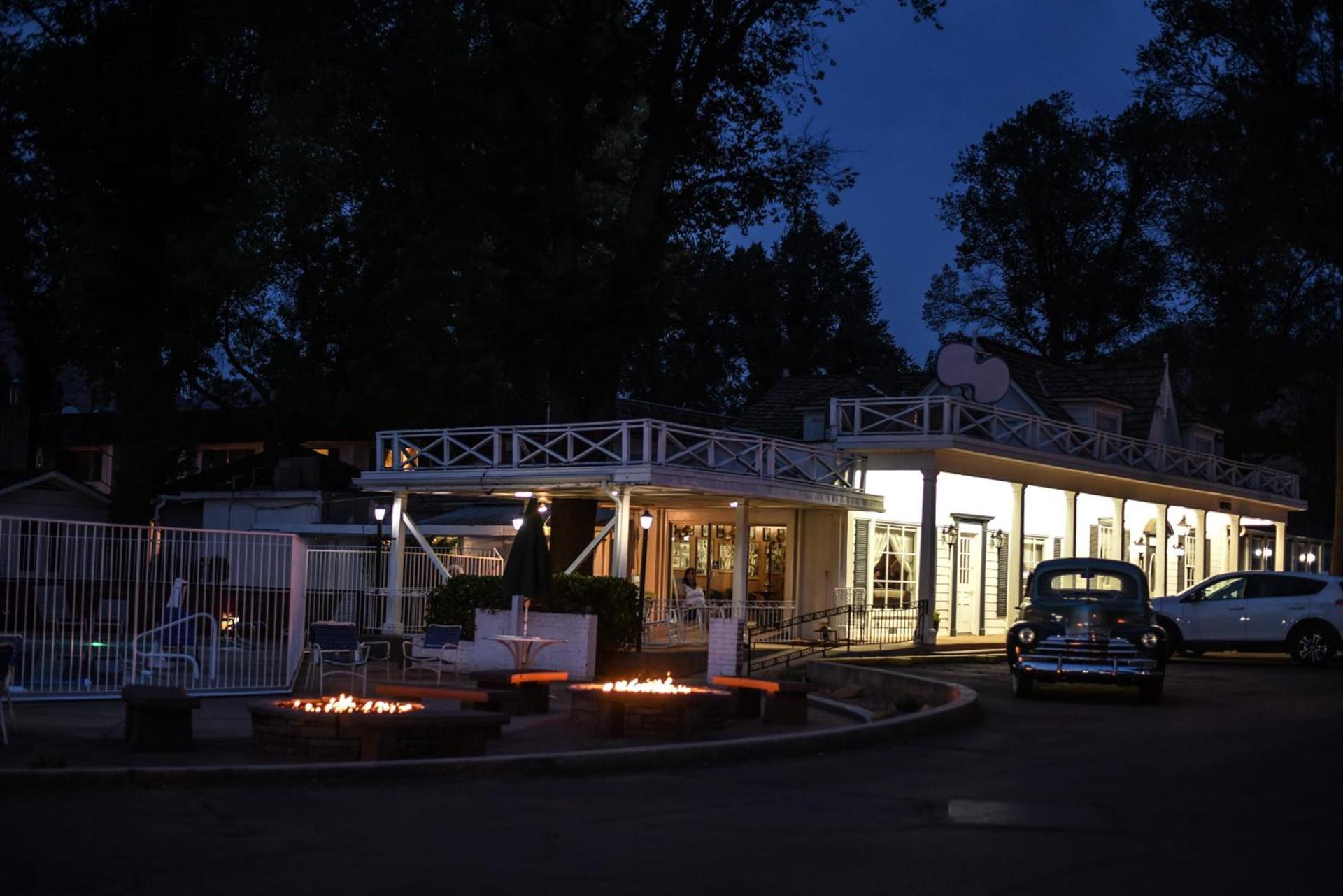 Parry Lodge photo 7