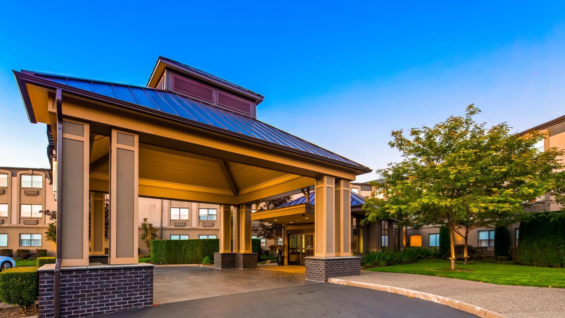 Best Western Plus Puyallup Hotel photo 38