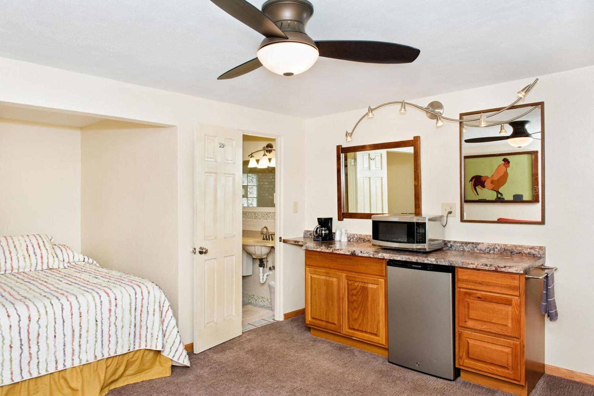 Red Wing Motel photo 44