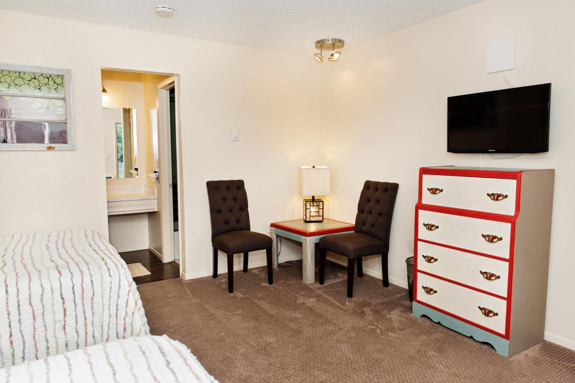 Red Wing Motel photo 40