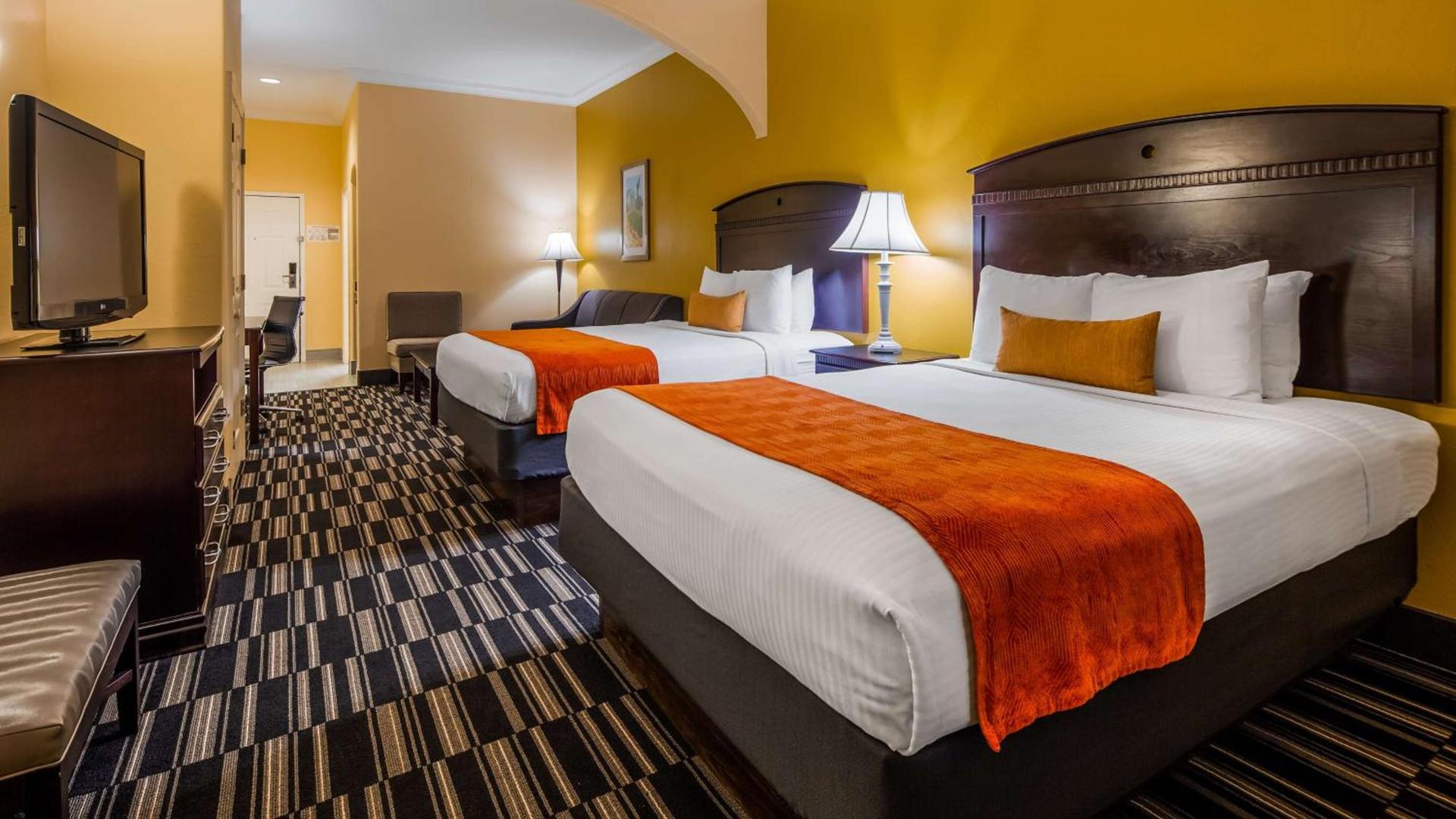 Best Western Plus Barsana Hotel & Suites photo 6