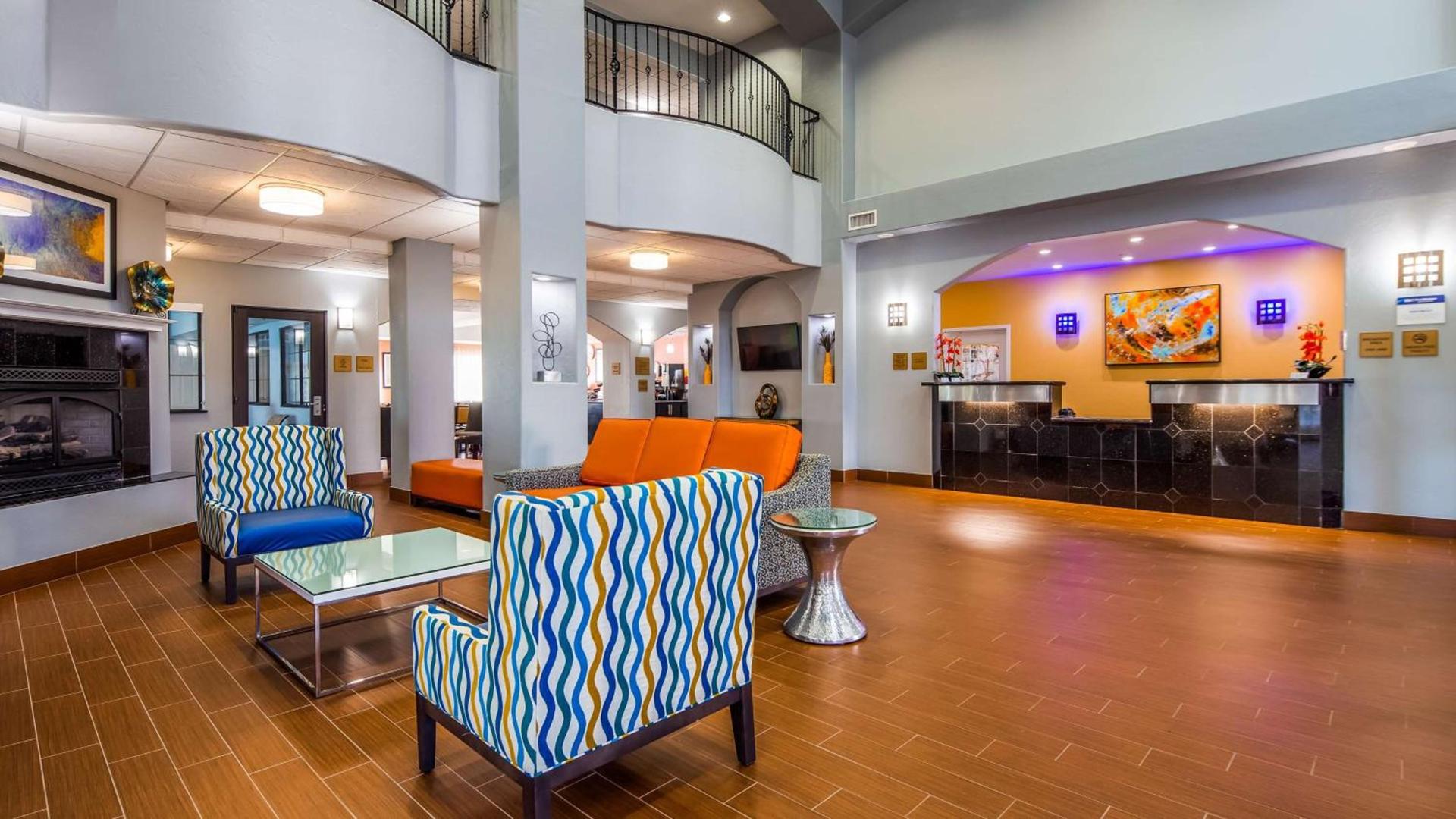 Best Western Plus Barsana Hotel & Suites photo 5