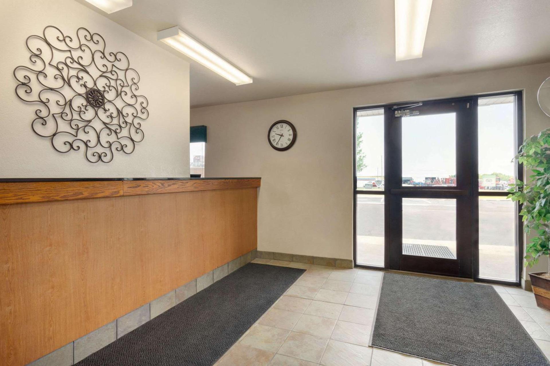 Travelodge by Wyndham Marysville photo 3