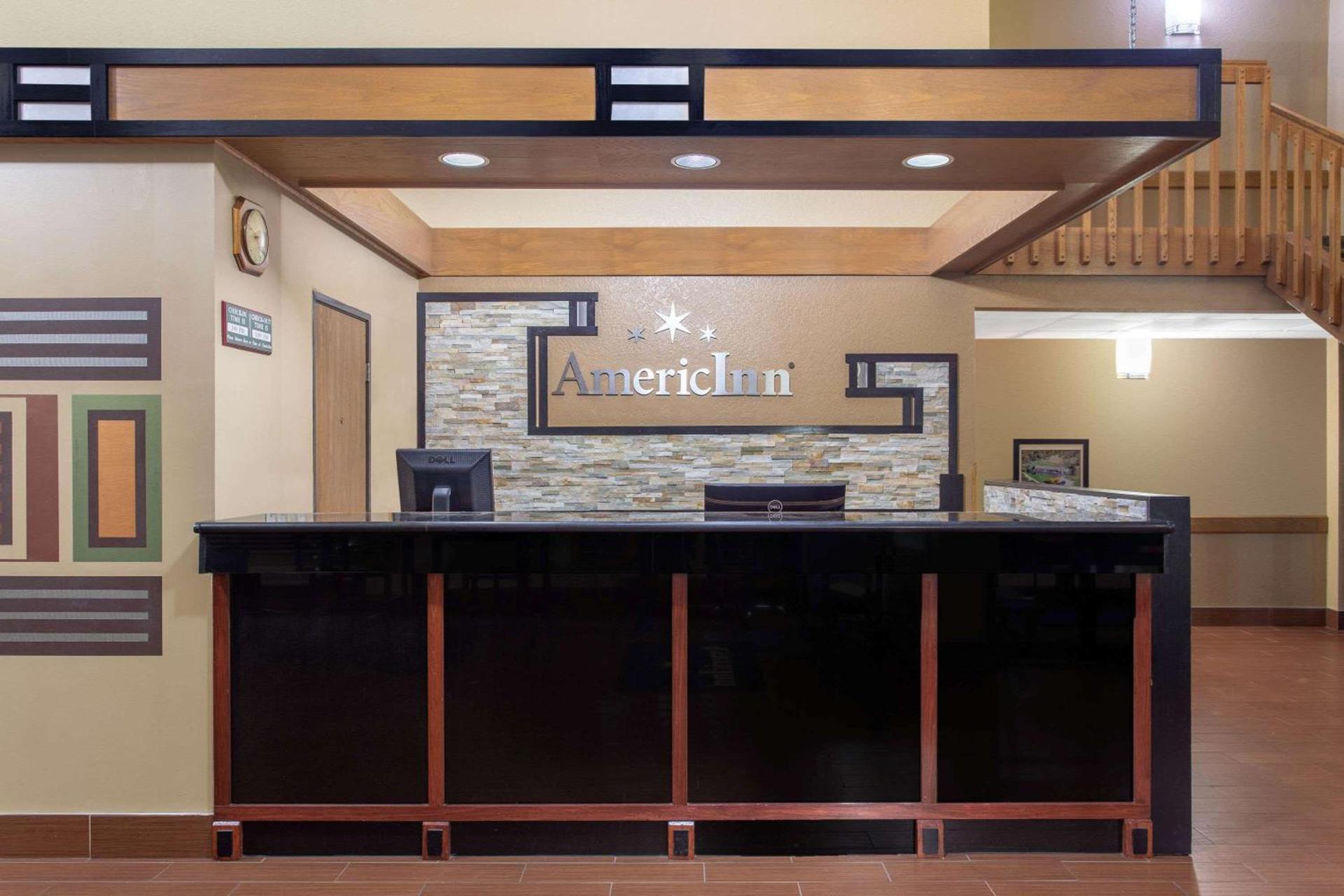 AmericInn by Wyndham Burlington photo 5