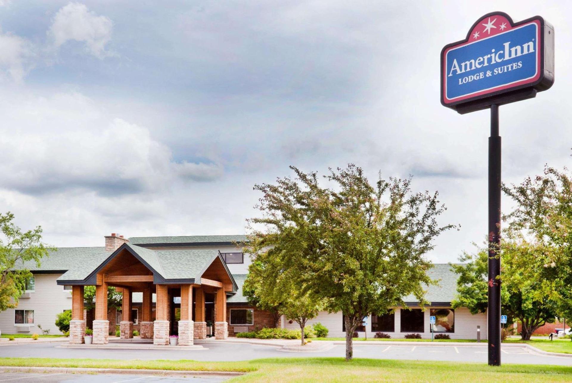 AmericInn by Wyndham Coon Rapids photo 9