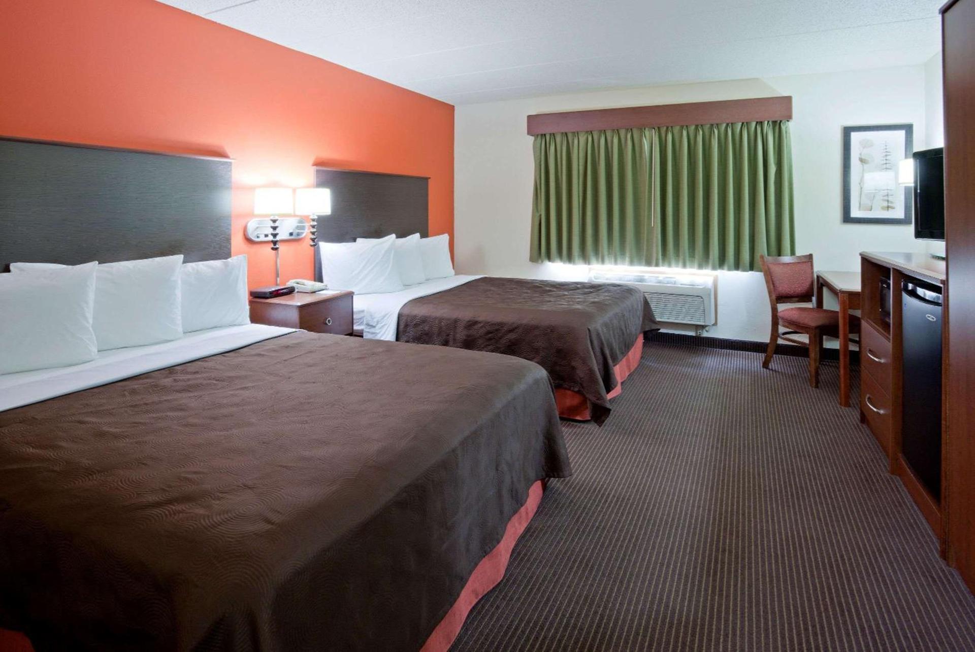AmericInn by Wyndham Coon Rapids photo 10