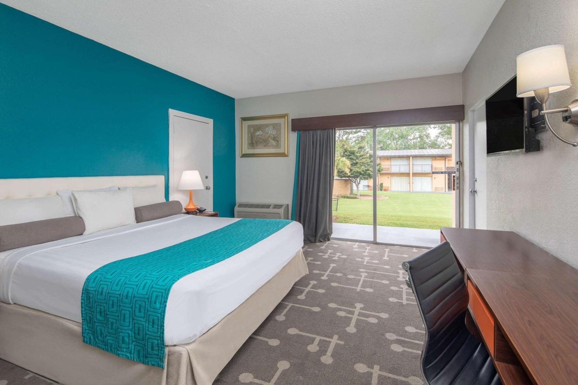 Howard Johnson by Wyndham Athens photo 13