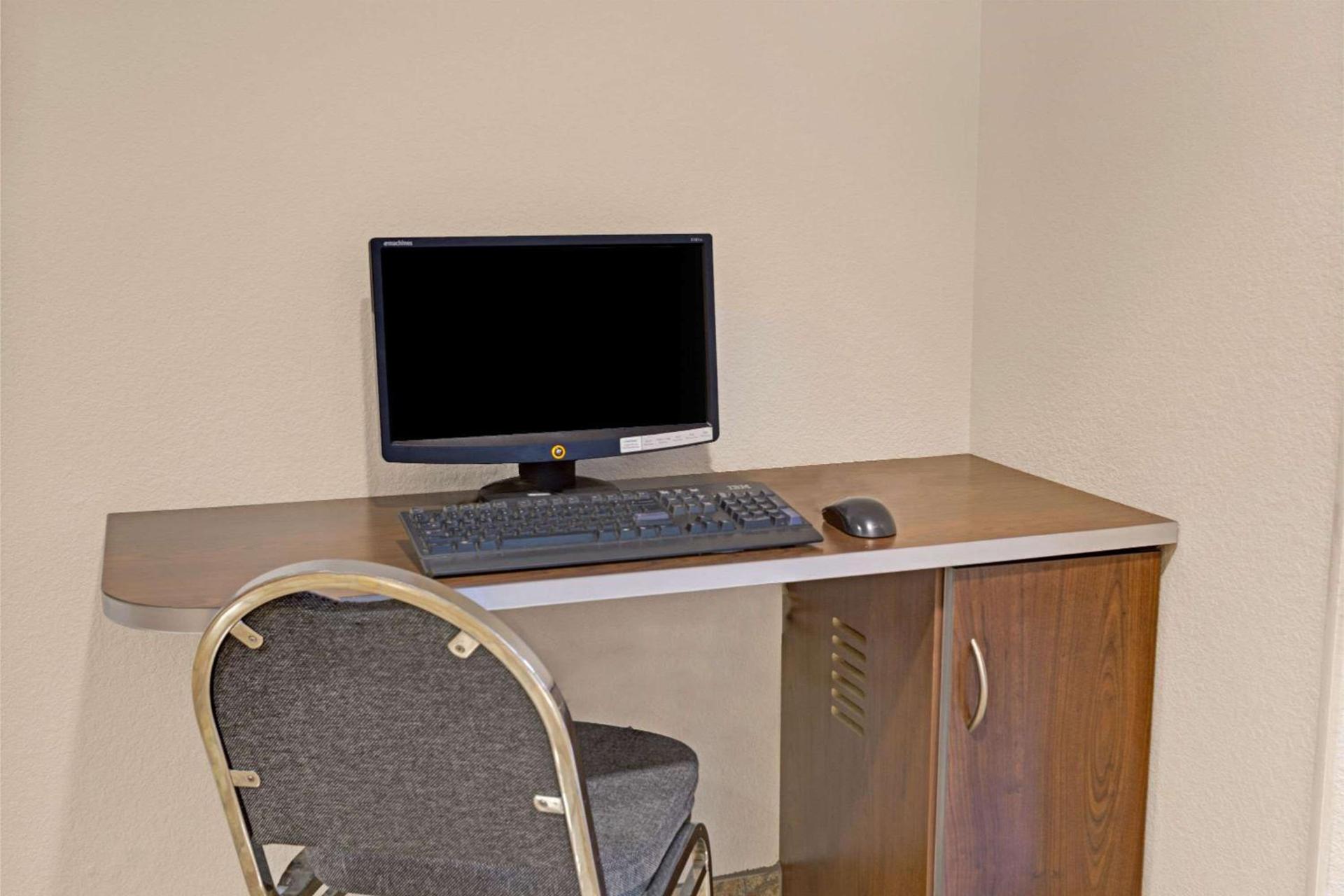 Microtel Inn & Suites Cheyenne photo 15