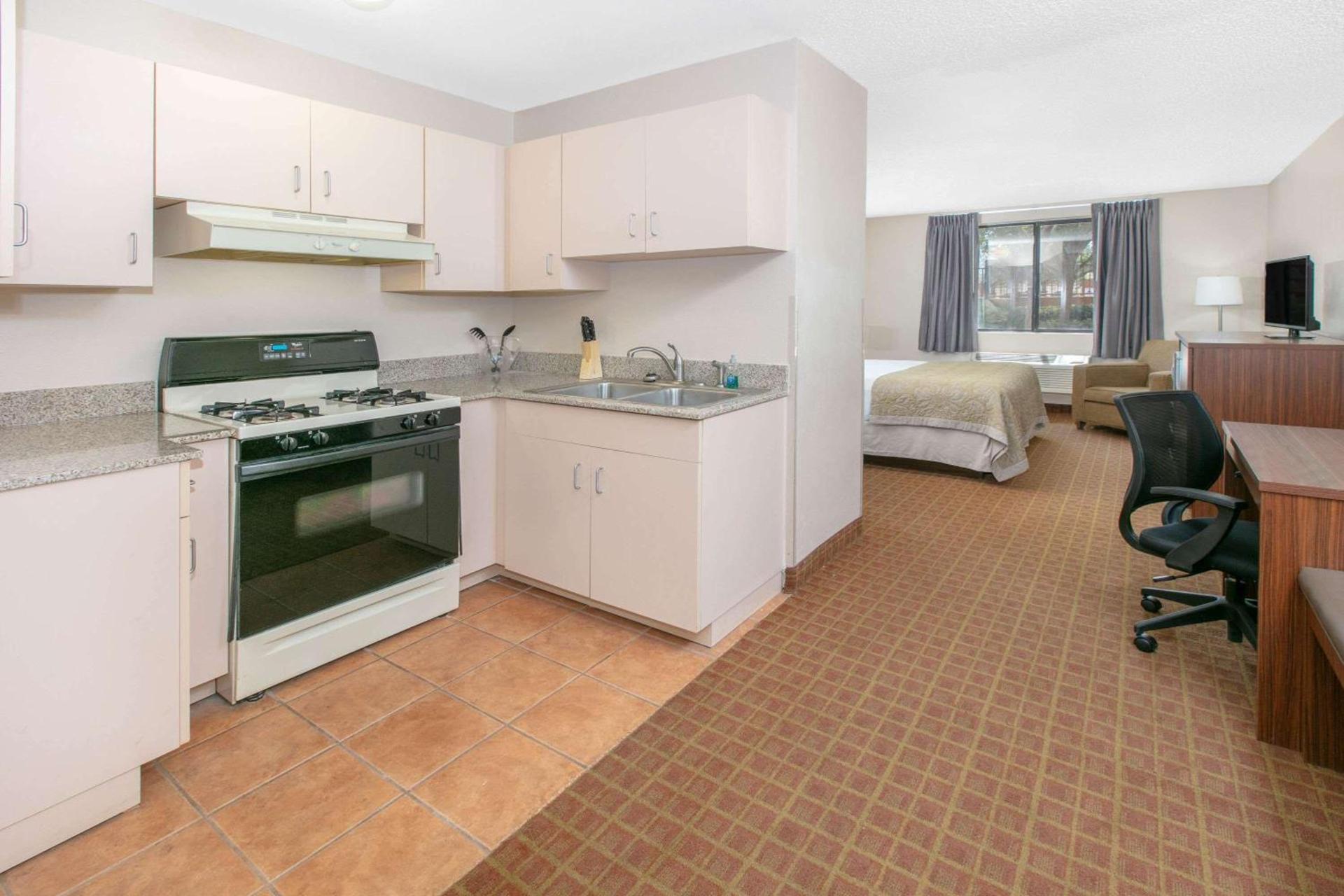Super 8 by Wyndham Page/Lake Powell photo 26