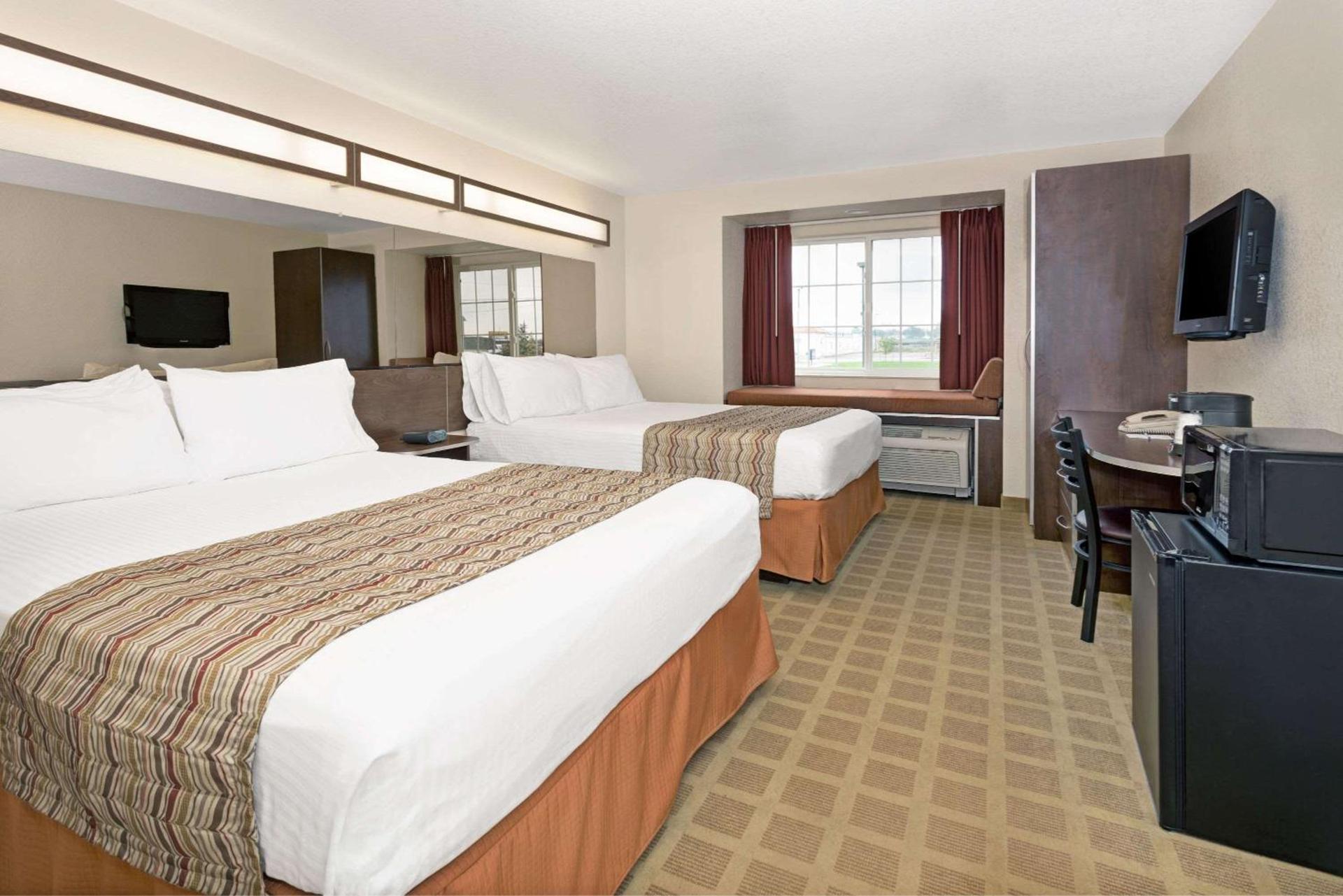 Microtel Inn & Suites Cheyenne photo 5