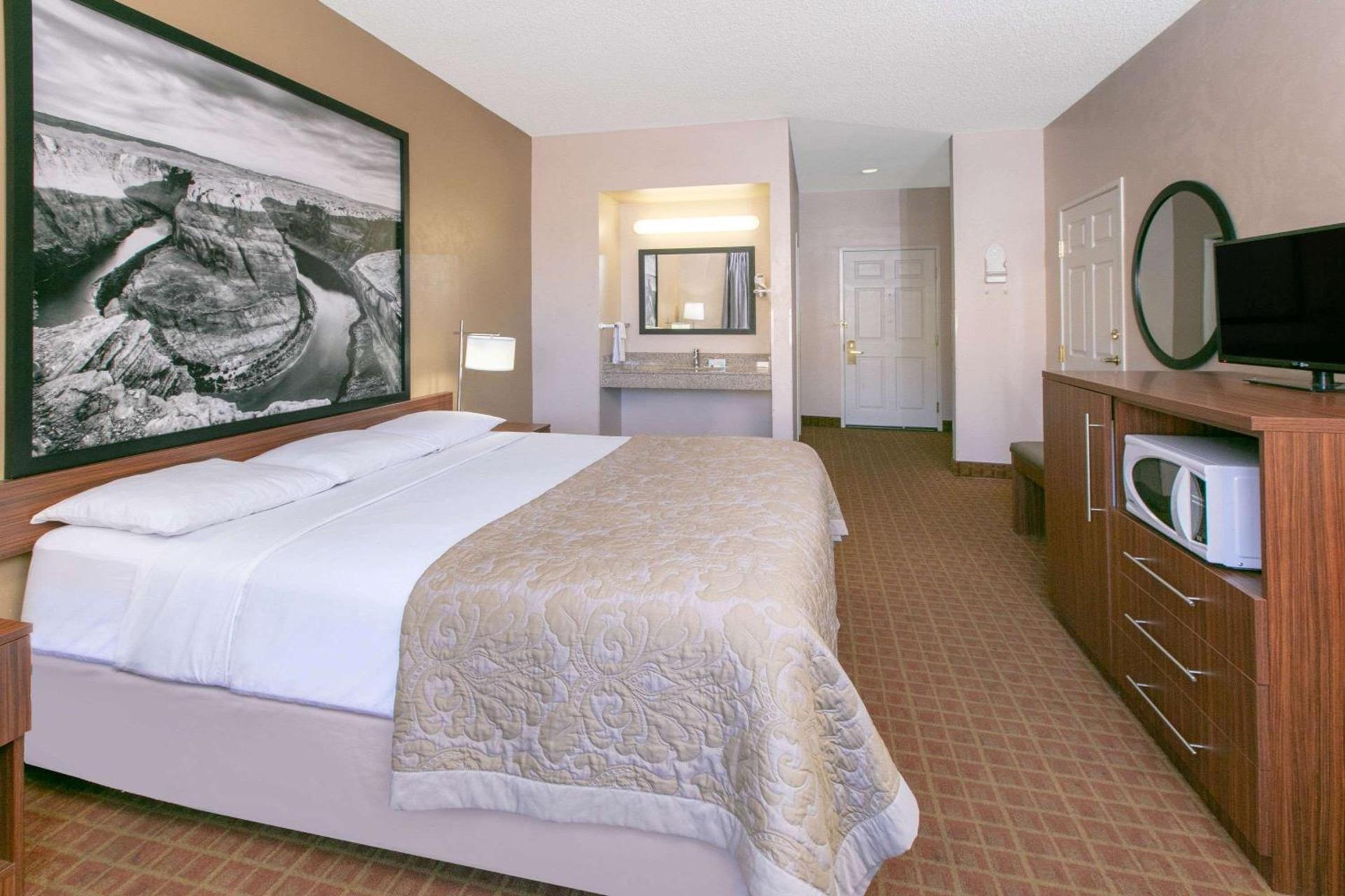 Super 8 by Wyndham Page/Lake Powell photo 23