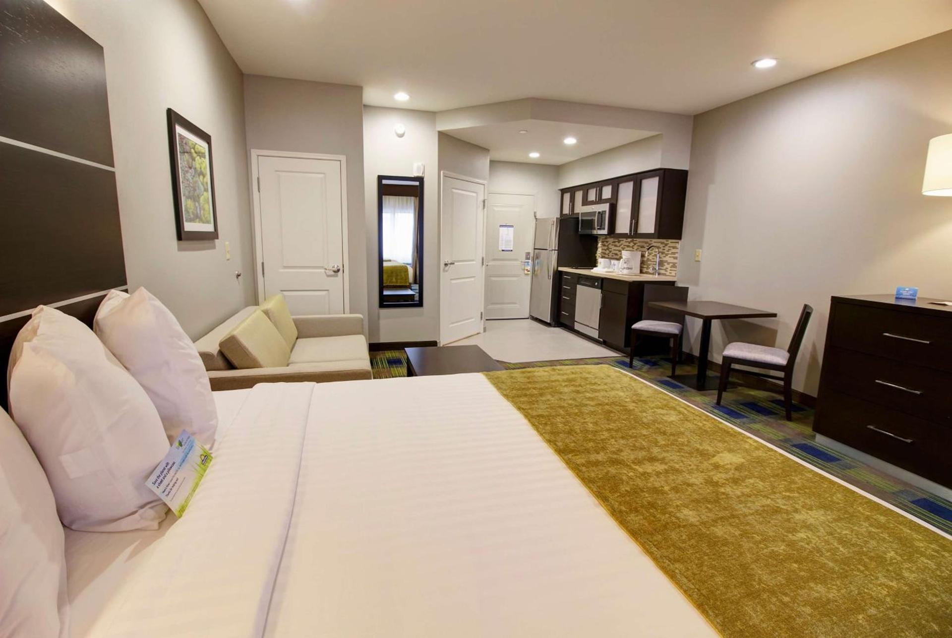 Days Inn & Suites by Wyndham Port Arthur photo 10