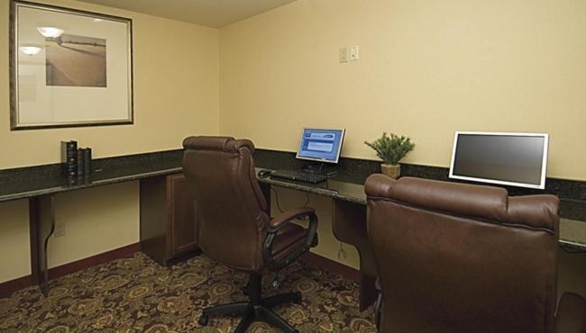 Country Inn & Suites by Radisson, Crestview, FL photo 30