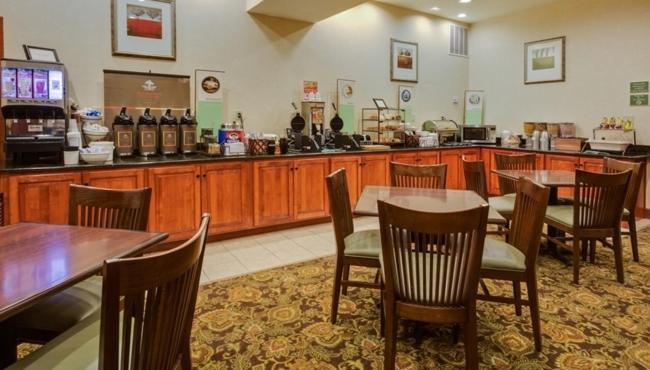 Country Inn & Suites by Radisson, Crestview, FL photo 32