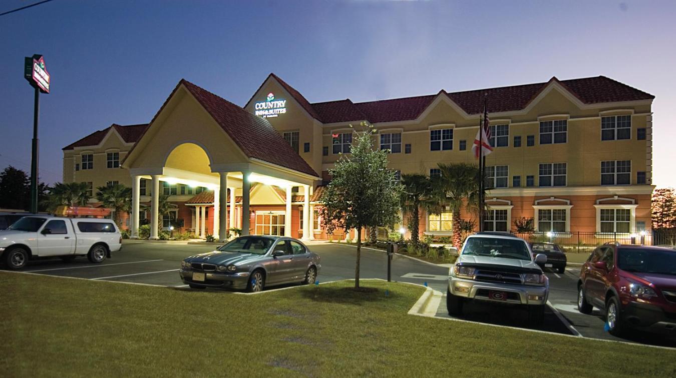 Country Inn & Suites by Radisson, Crestview, FL photo 25