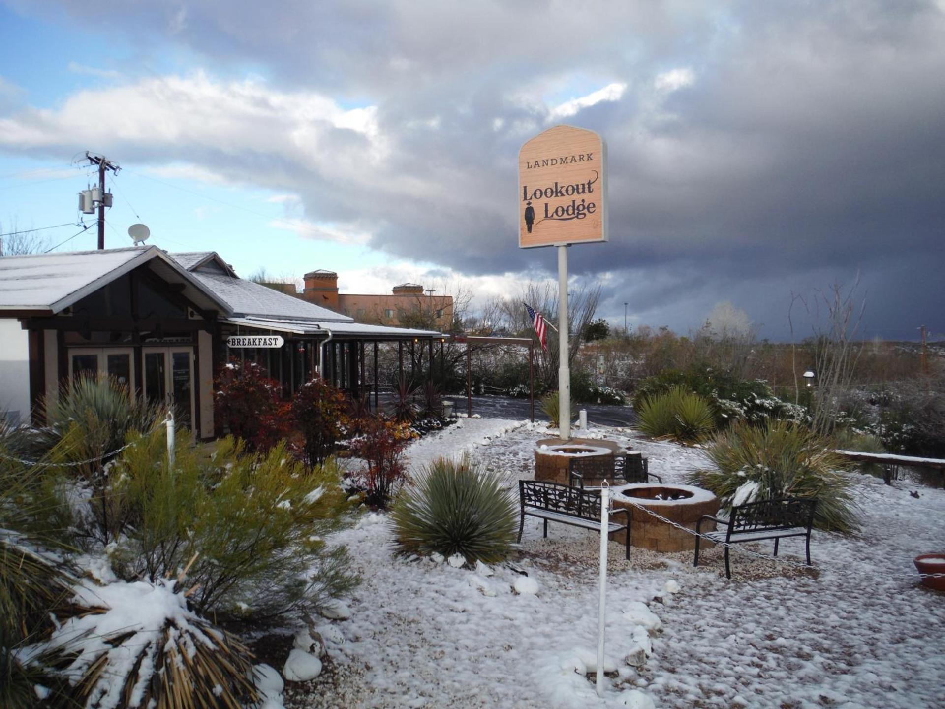 Tombstone Lookout Lodge, SureStay Collection by Best Western photo 9