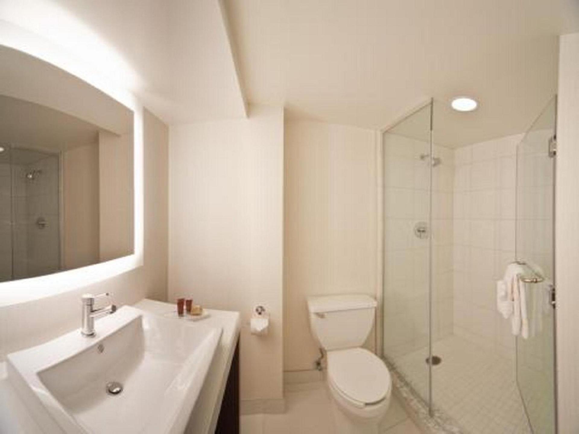 Bally's Evansville Casino & Hotel photo 13