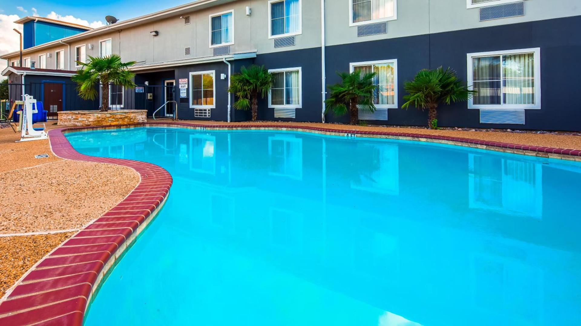 Best Western Executive Inn photo 8
