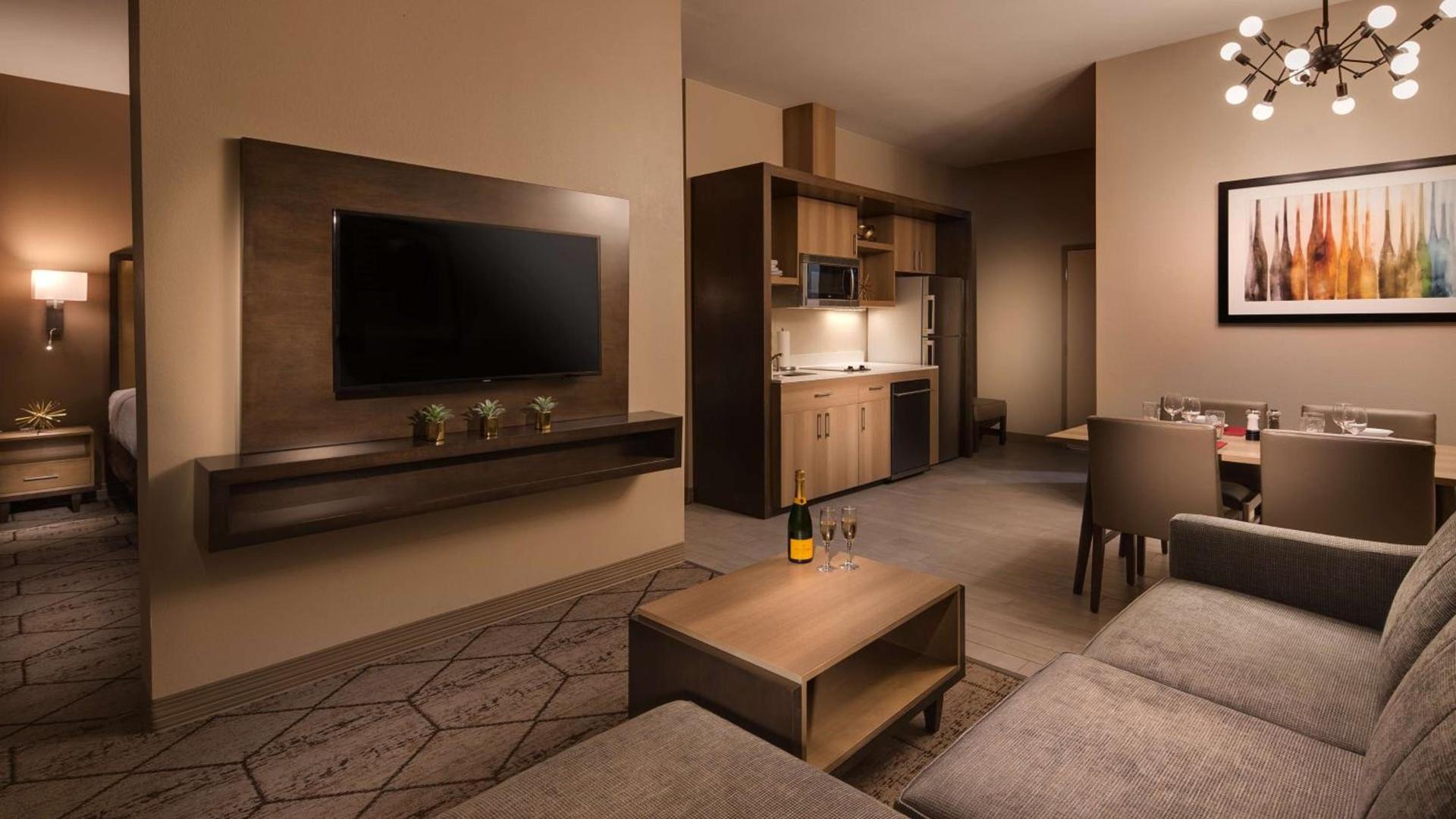 Hawthorn Extended Stay by Wyndham Corpus Christi I-37 NW photo 17