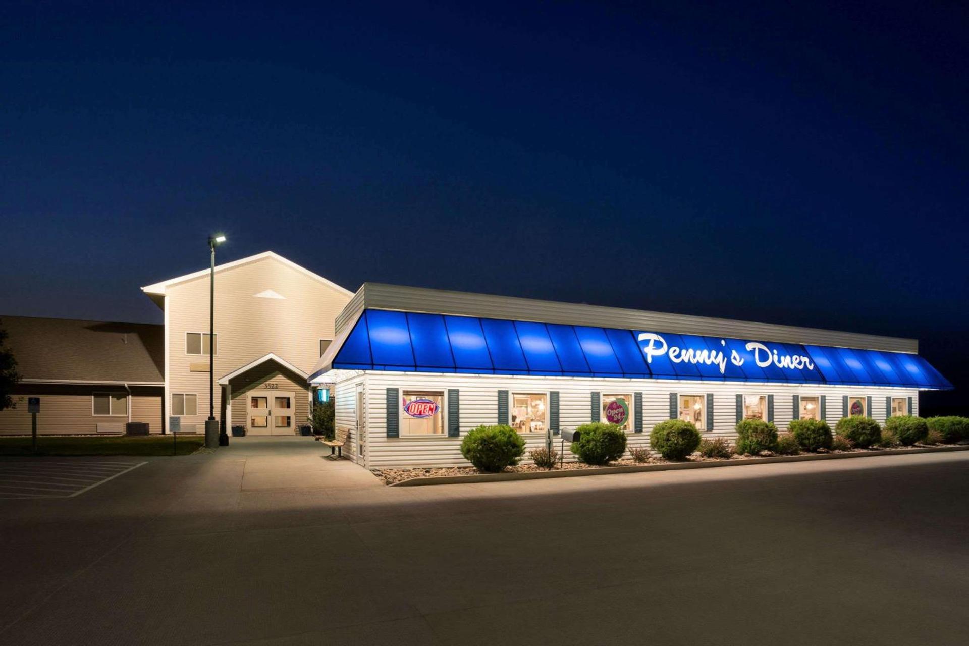 Travelodge by Wyndham Bill WY Thunder Basin Ntl Grassland photo 24