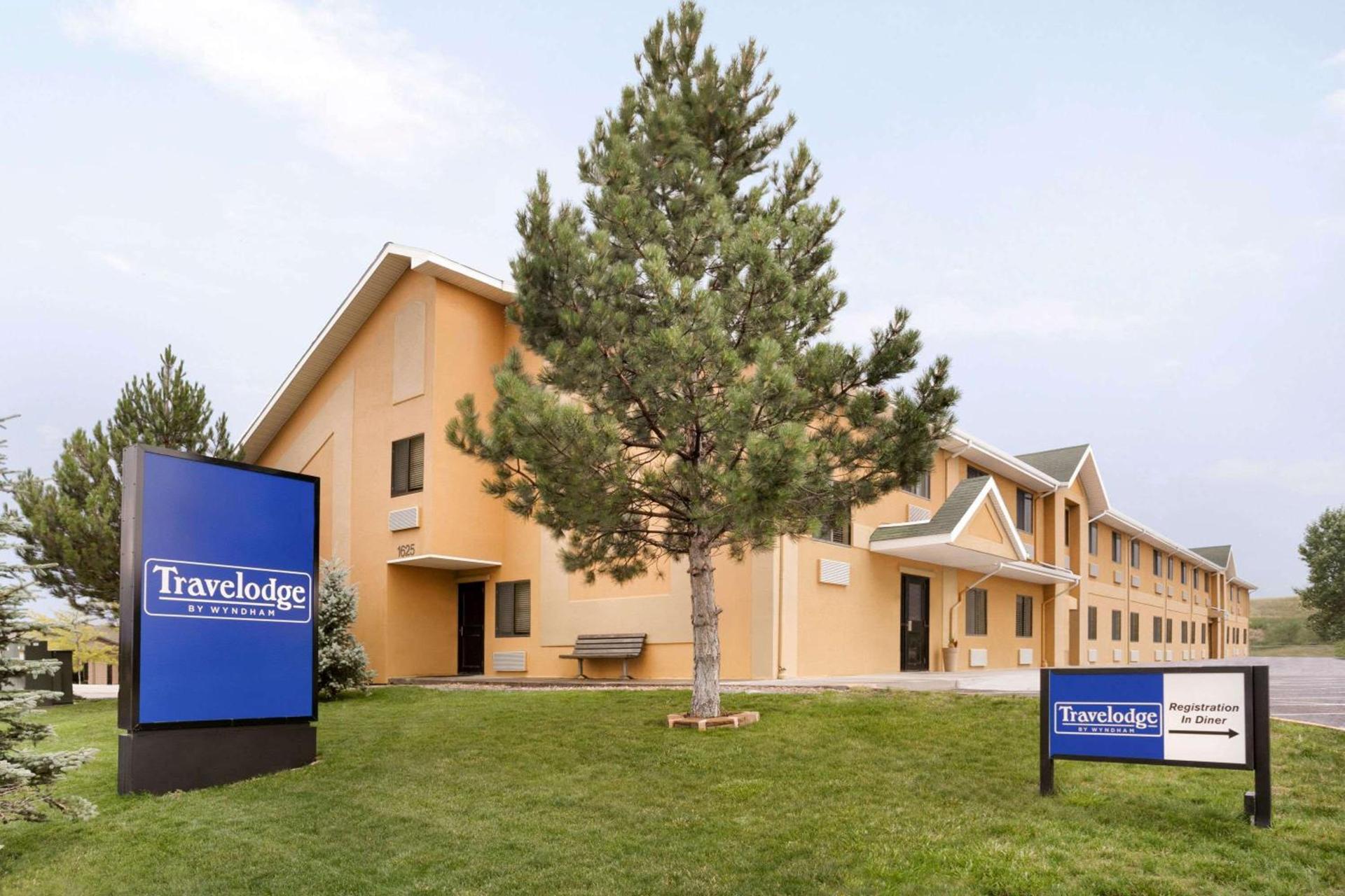 Travelodge by Wyndham Cheyenne photo 1