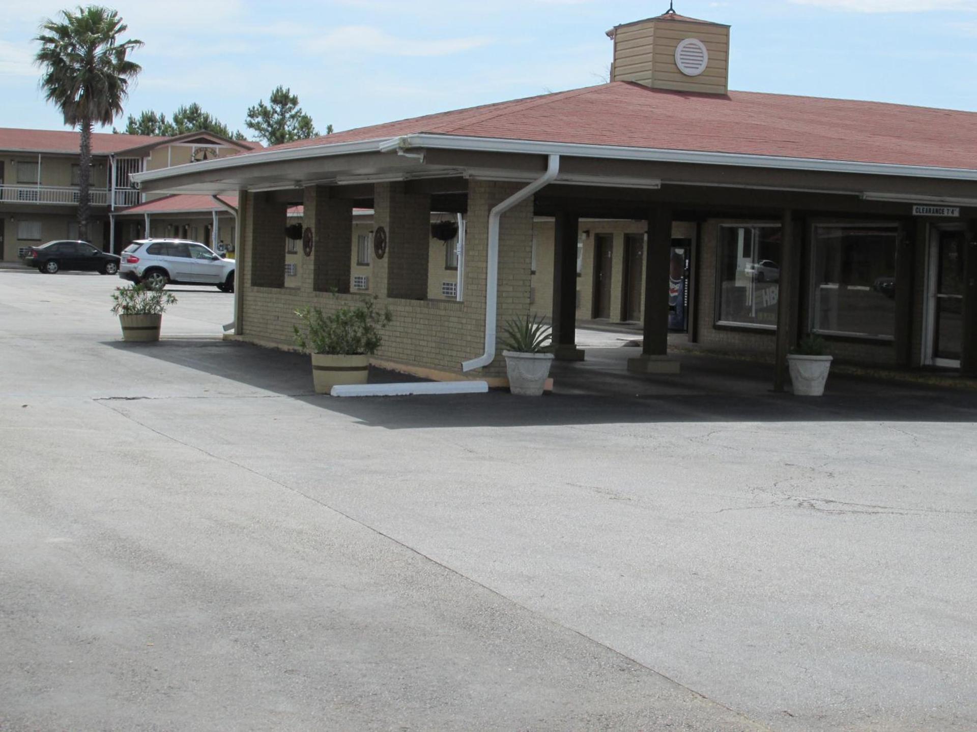 Lufkin Inn photo 2
