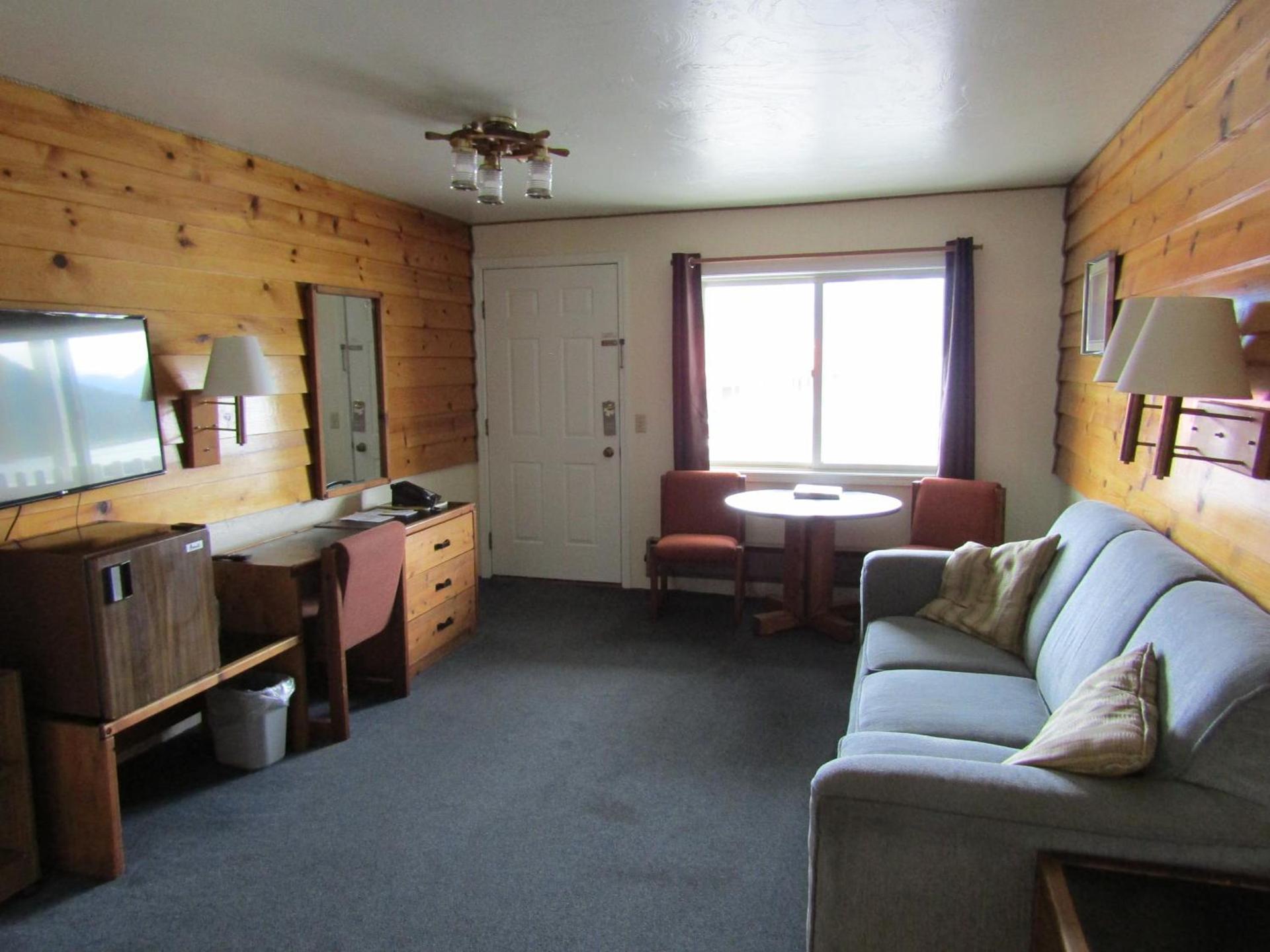 Captain's Choice Motel photo 28