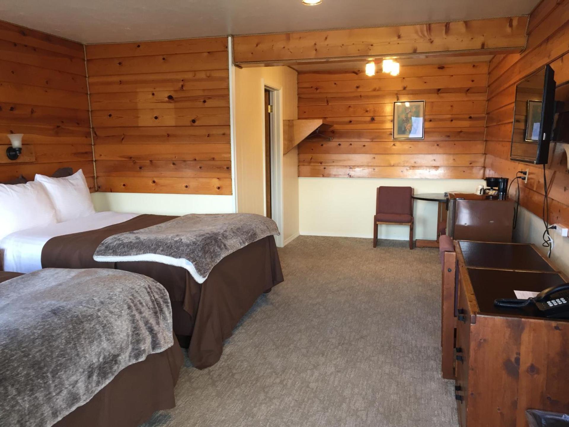 Captain's Choice Motel photo 27
