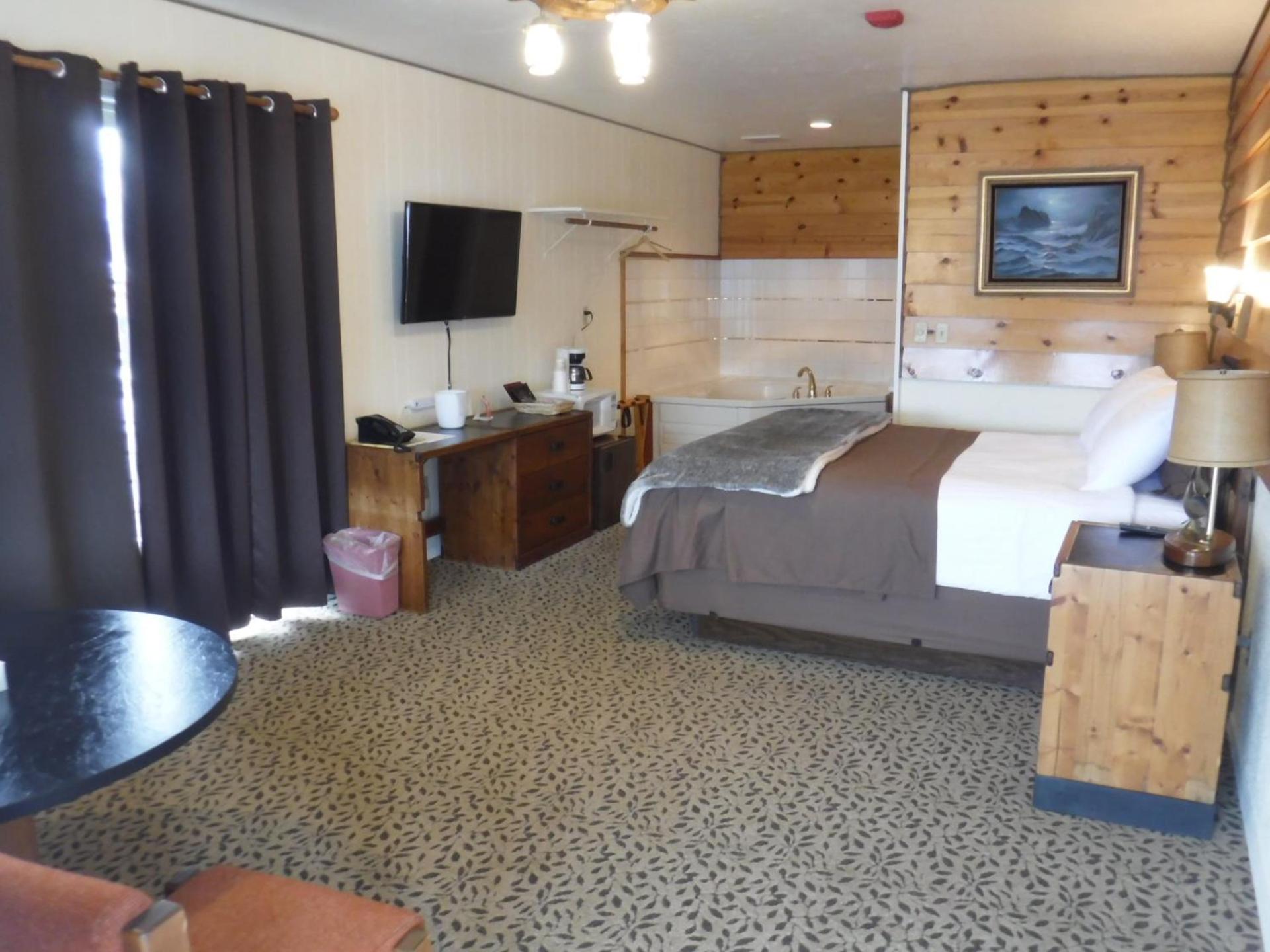 Captain's Choice Motel photo 23