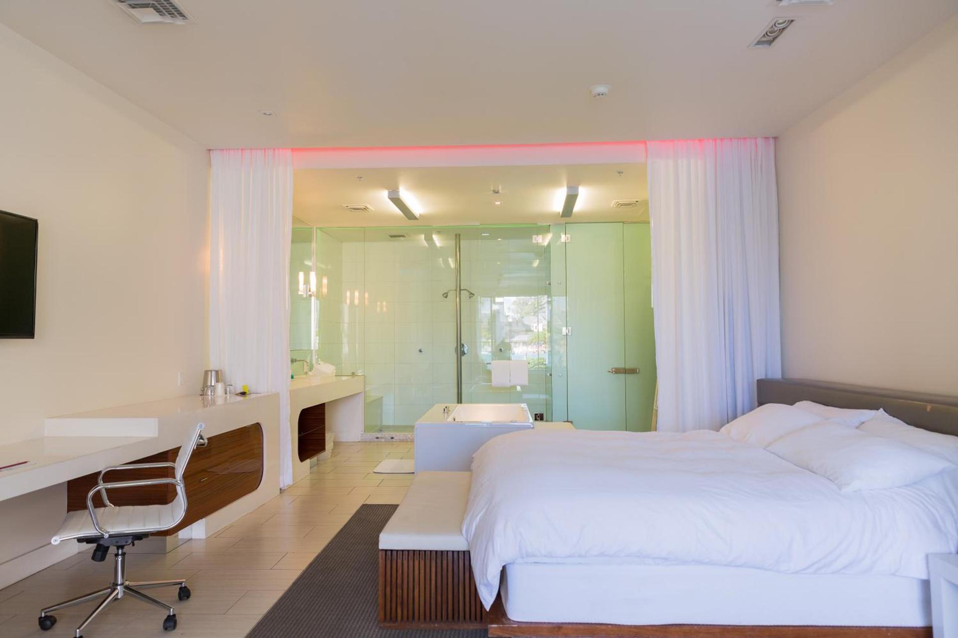 Heat Hotel photo 14