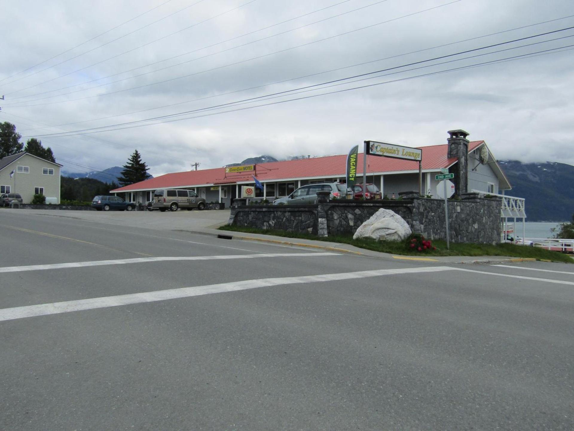 Captain's Choice Motel photo 18