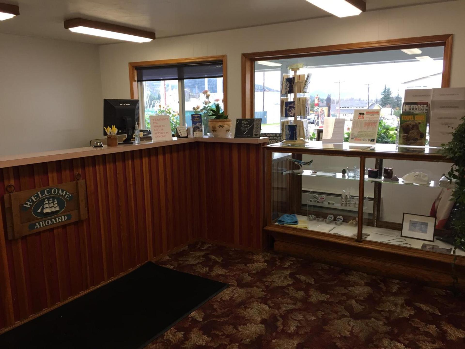 Captain's Choice Motel photo 16