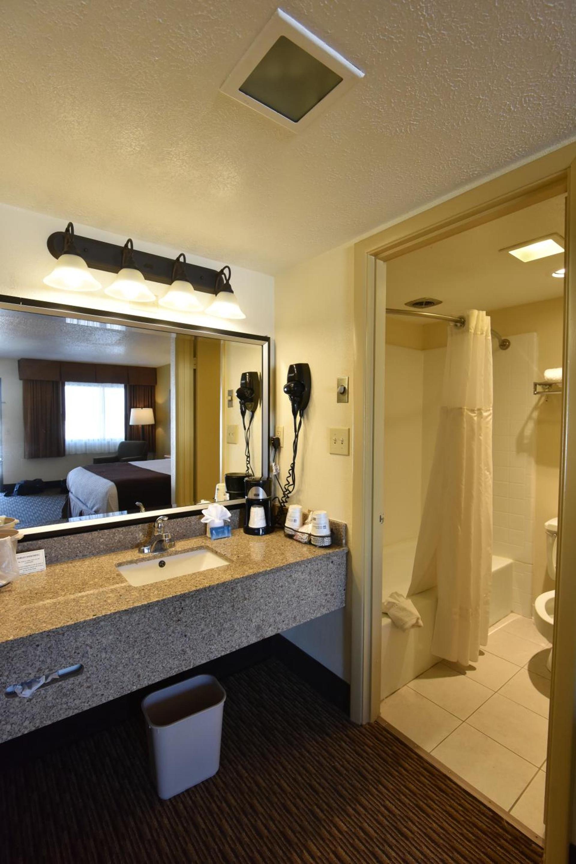 Best Western Winchester Hotel photo 24