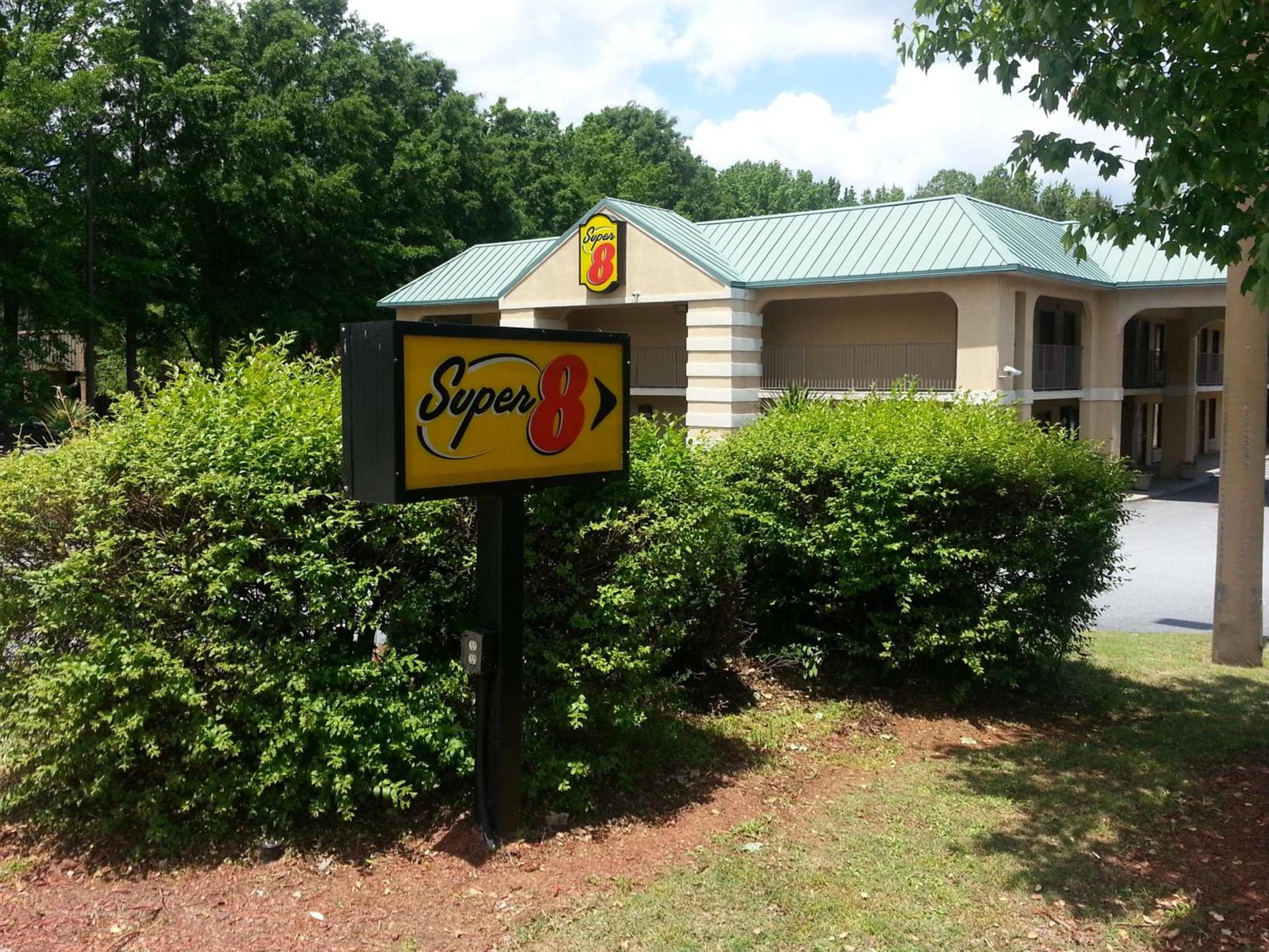 Super 8 by Wyndham Lithonia photo 20