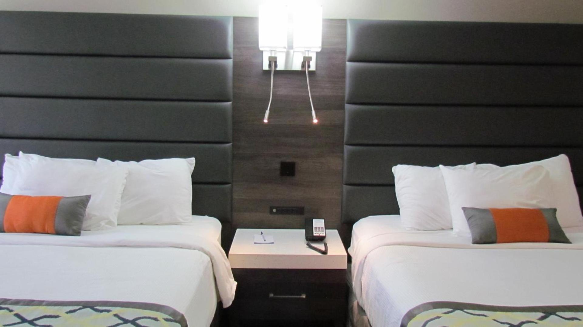 Baymont by Wyndham Murfreesboro photo 72