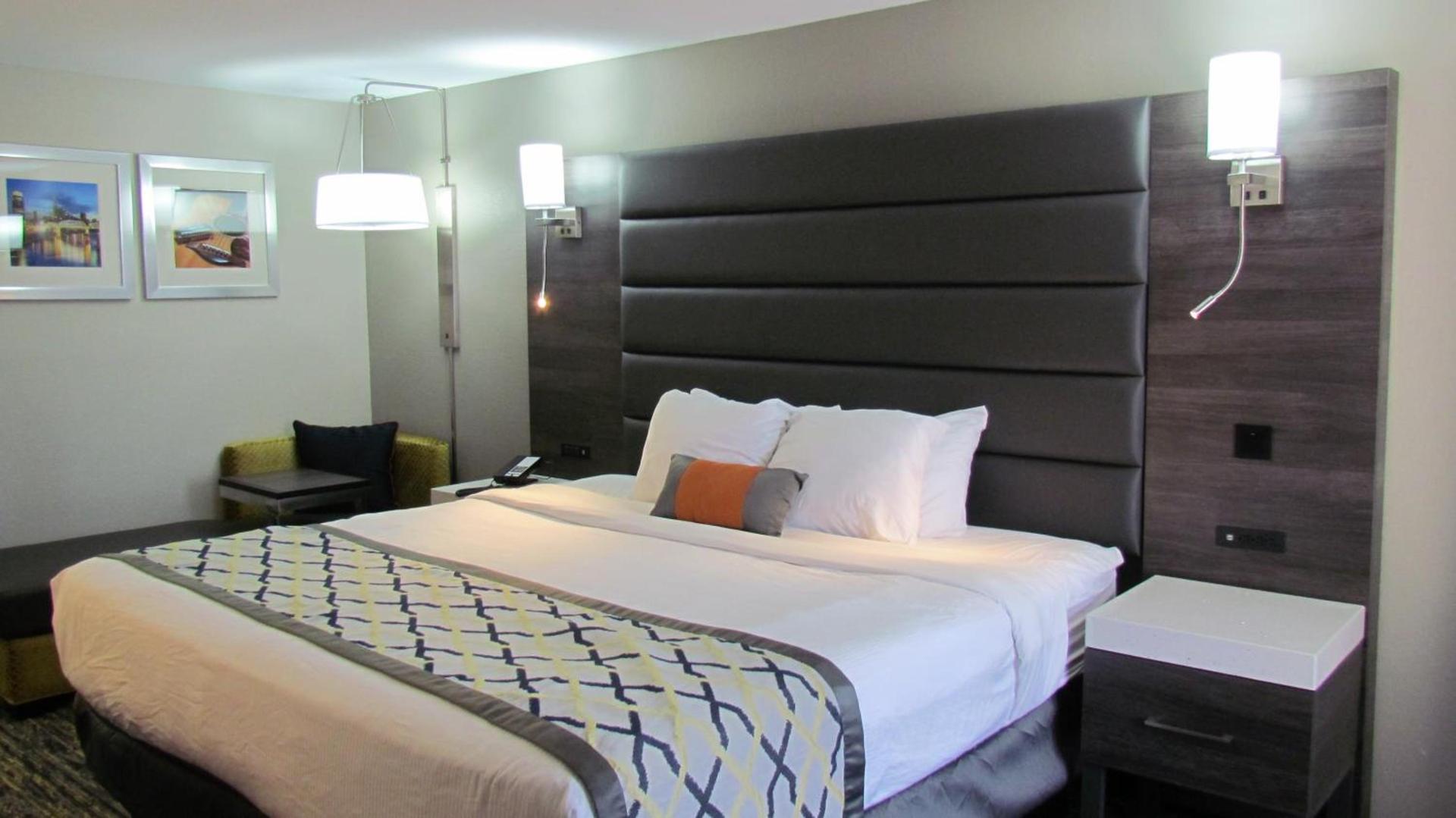 Baymont by Wyndham Murfreesboro photo 76