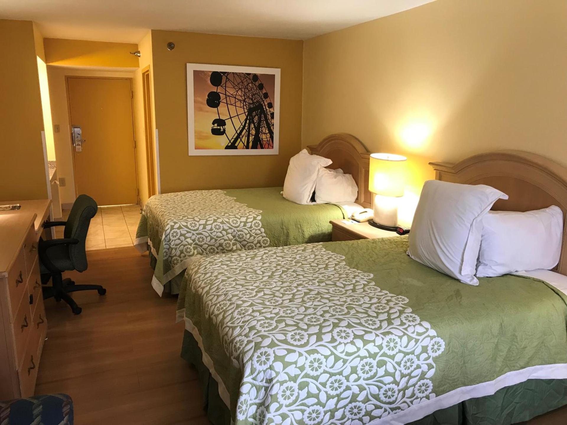 Days Inn by Wyndham N Orlando/Casselberry photo 31