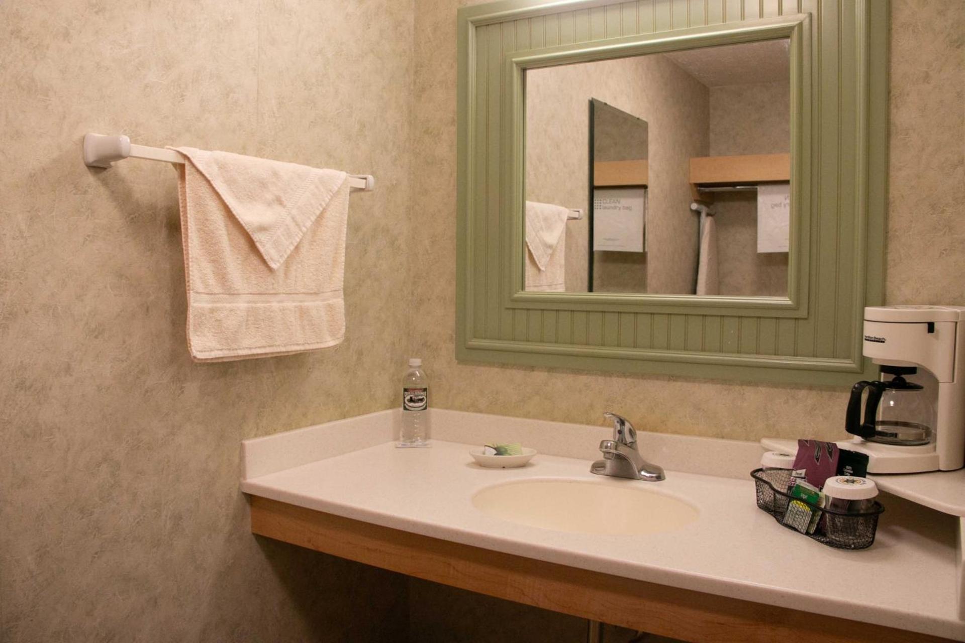 Essenhaus Inn & Conf. Center photo 30