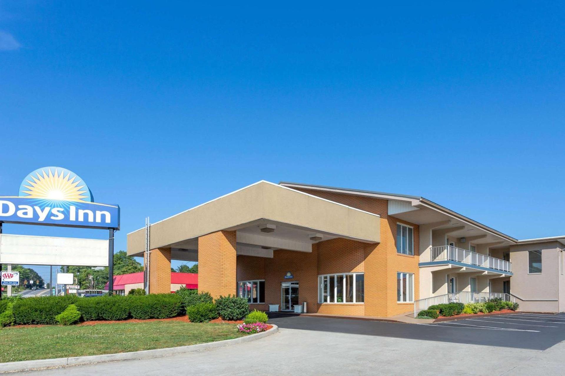 Days Inn by Wyndham Breezewood — hotel in Breezewood