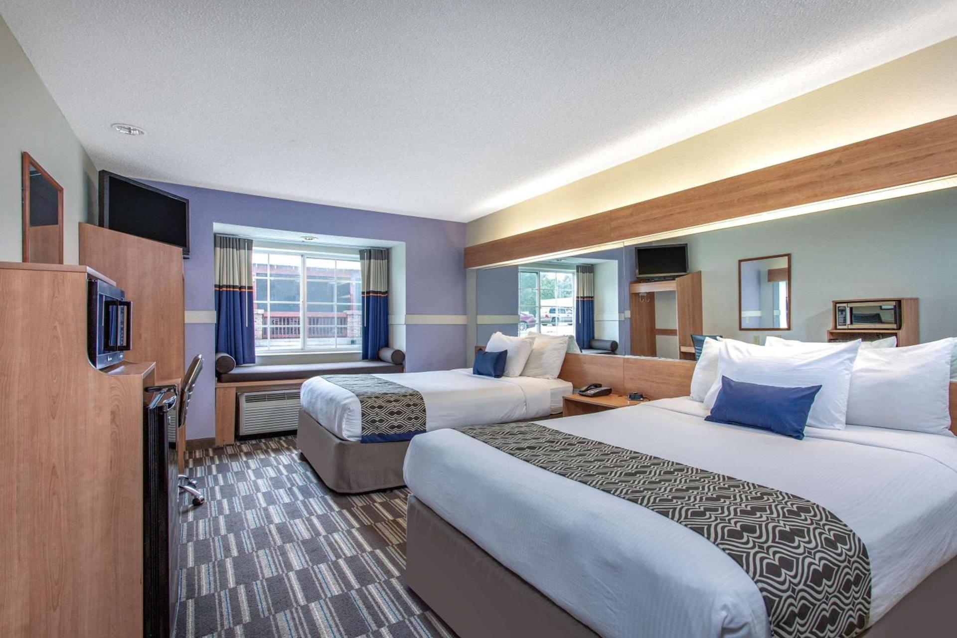 Microtel Inn & Suites by Wyndham Lillington/Campbell University photo 24