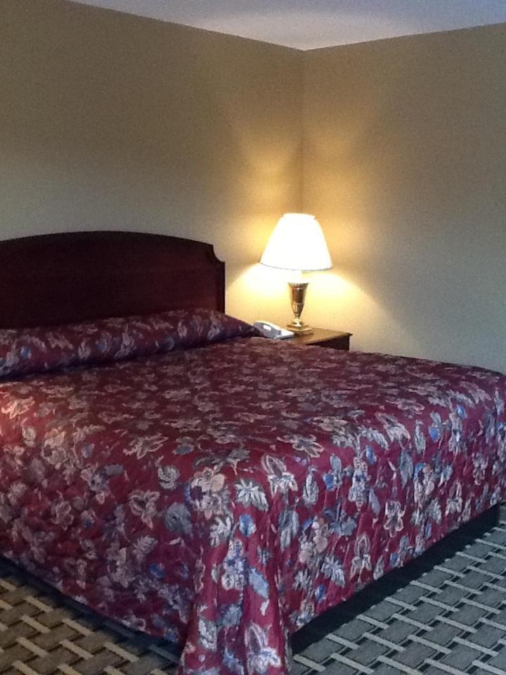 Caronoda Motel photo 13