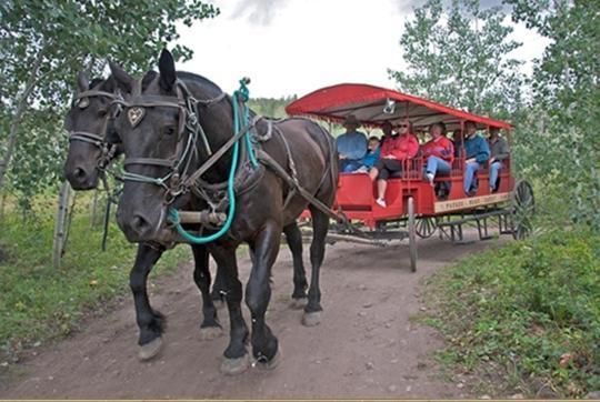 Parade Rest Ranch photo 7