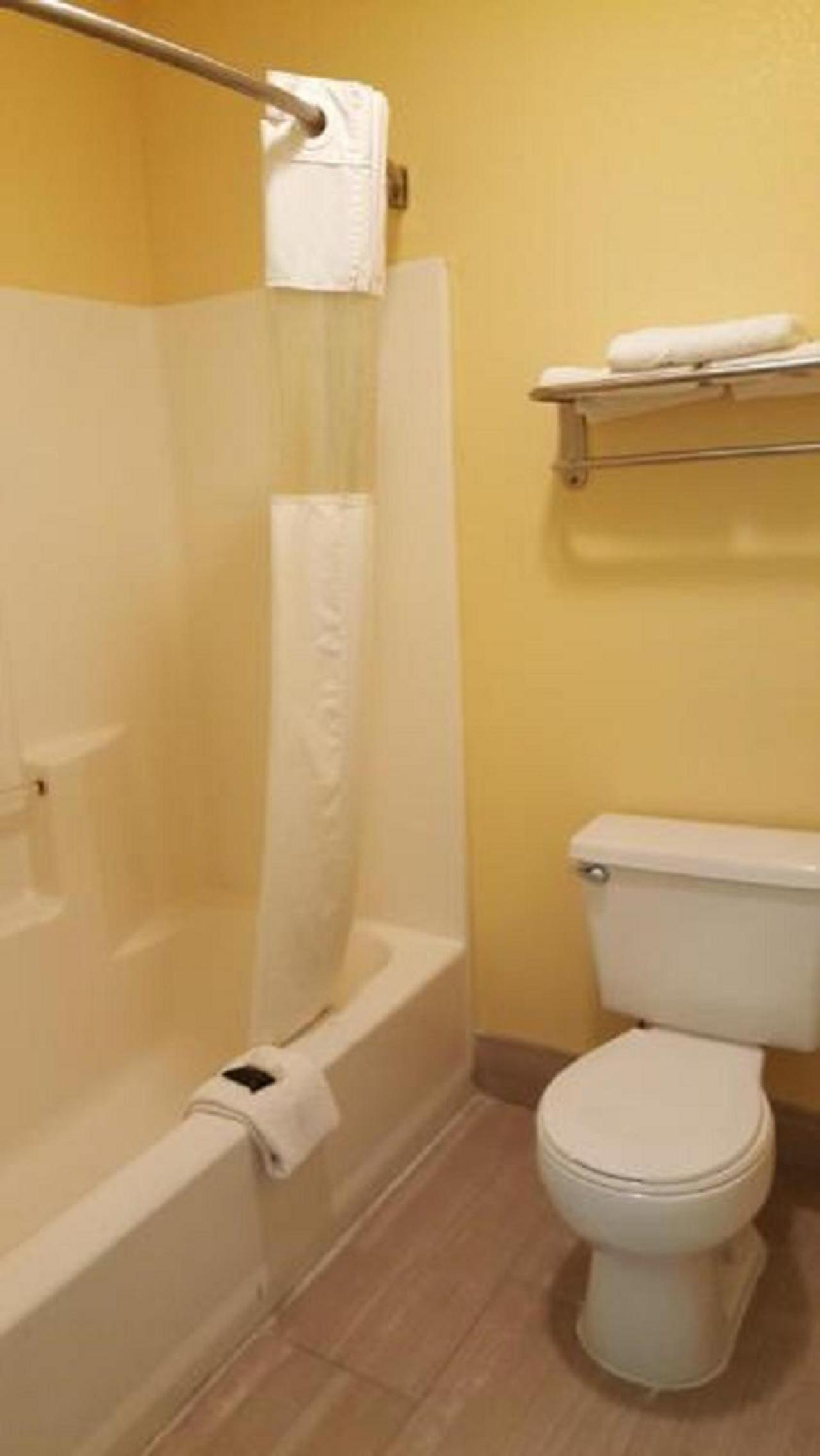 Loyalty Inn Hawkinsville photo 24